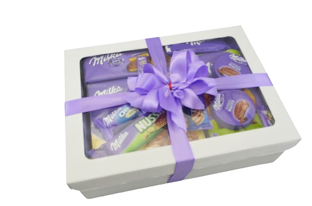 Zestaw słodyczy Milka w pudełku na prezent dla dziecka na urodziny