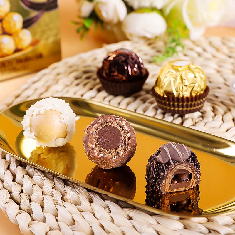 Praliny Bombonierka Ferrero Rocher Collection 172g okazji Dnia Nauczyciela