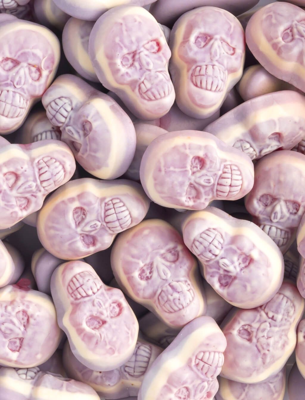 Vidal Jelly Filled Żelki Truskawkowe Czaszki Na Halloween Czaszka 90g