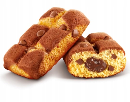 Milka Cake&Choc Biszkopt z nadzieniem i kawałkami czekolady Ciastka 24x35g