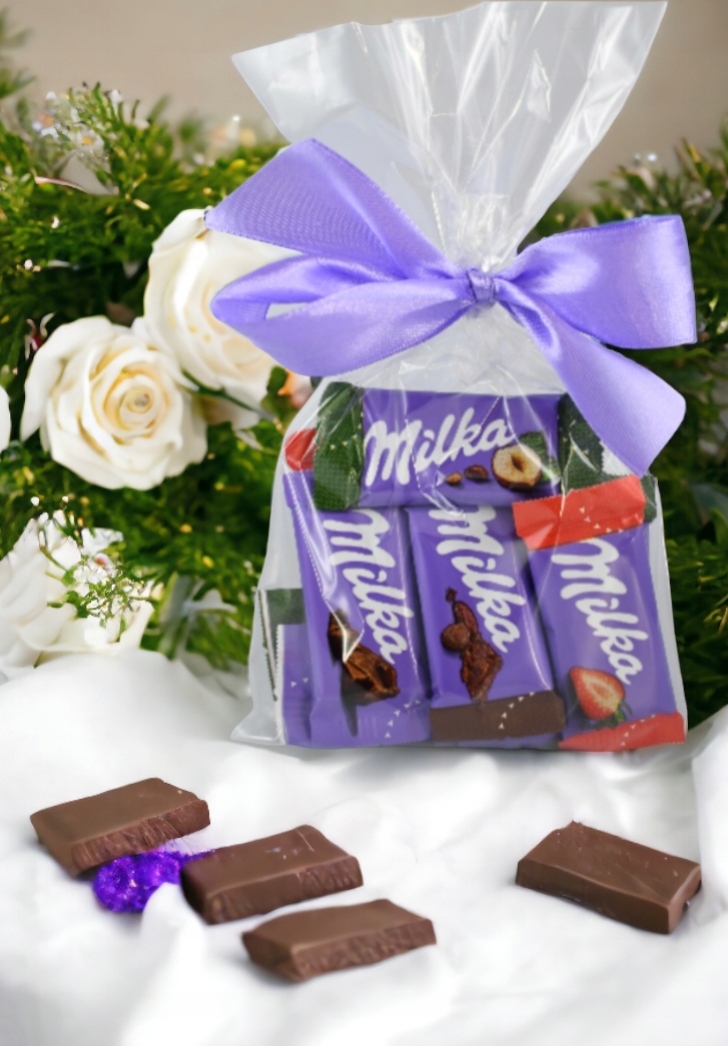 Naps Prezent UPOMINEK Czekoladki Milka 10 szt dla DZIECI ŚWIĘTA Wielkanoc