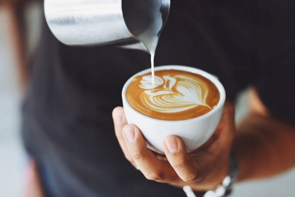 Lavazza Kawa Mielona Crema e Gusto Klasyczna Parzona Na Prezent 250g parzenia