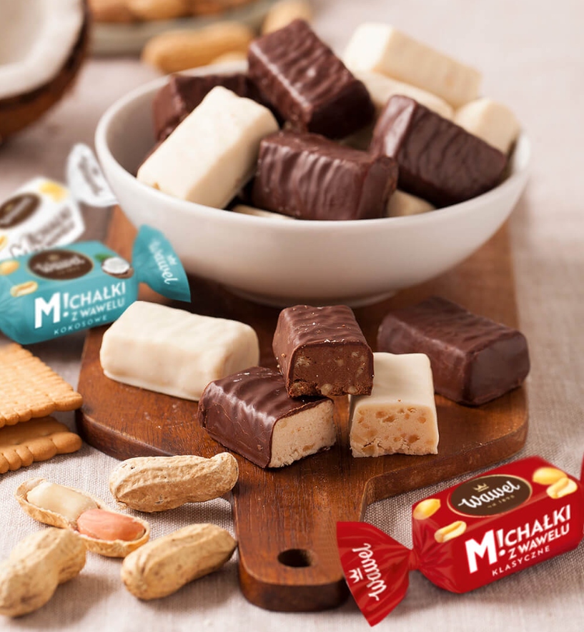 Wawel Cukierki Michałki Klasyczne W Czekoladzie Z Orzechami Na Prezent 1kg na wage