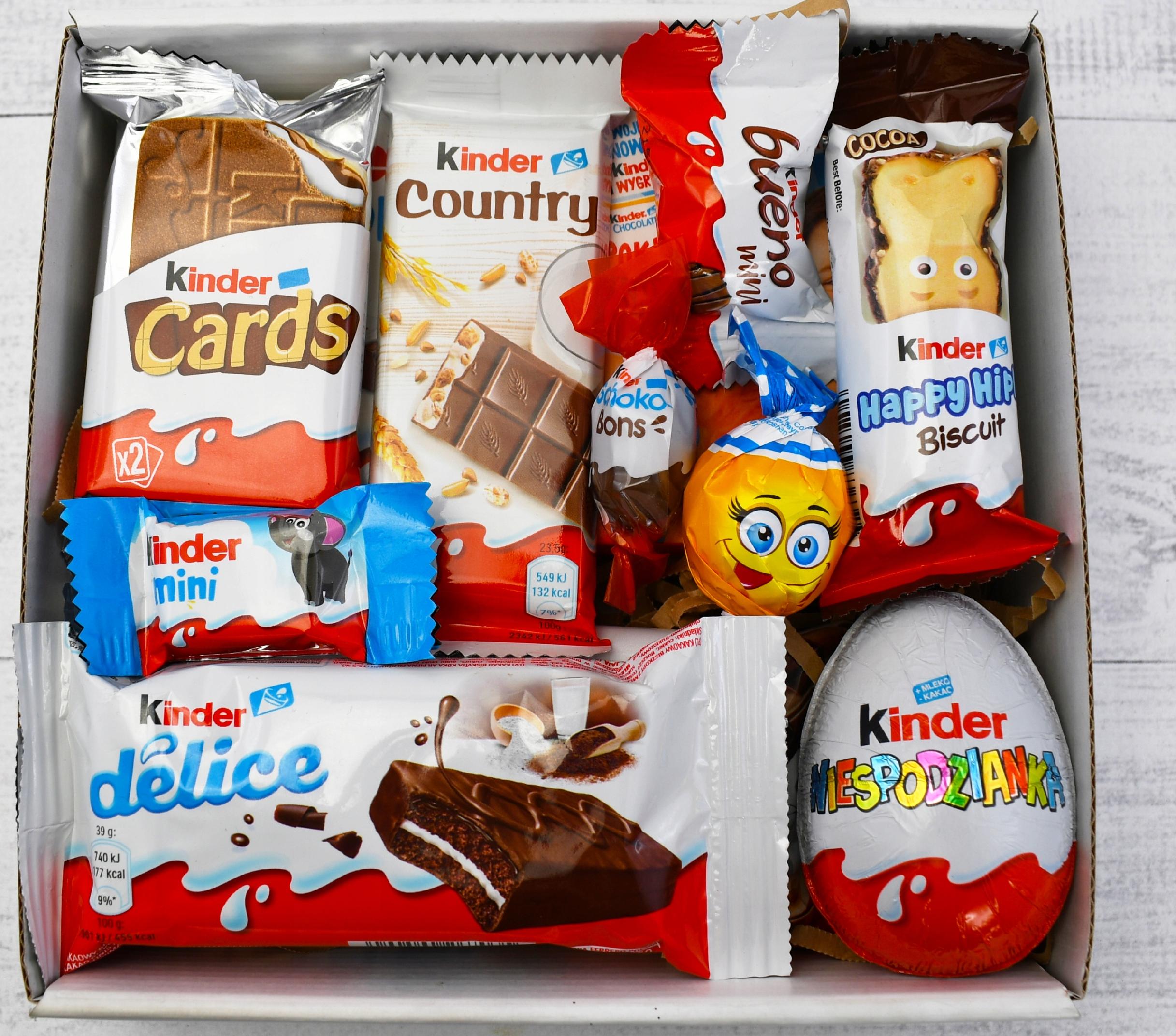 Zestaw Prezentowy Kinder Słodycze Na święta Mikołaj prezetn dzieci choinkę